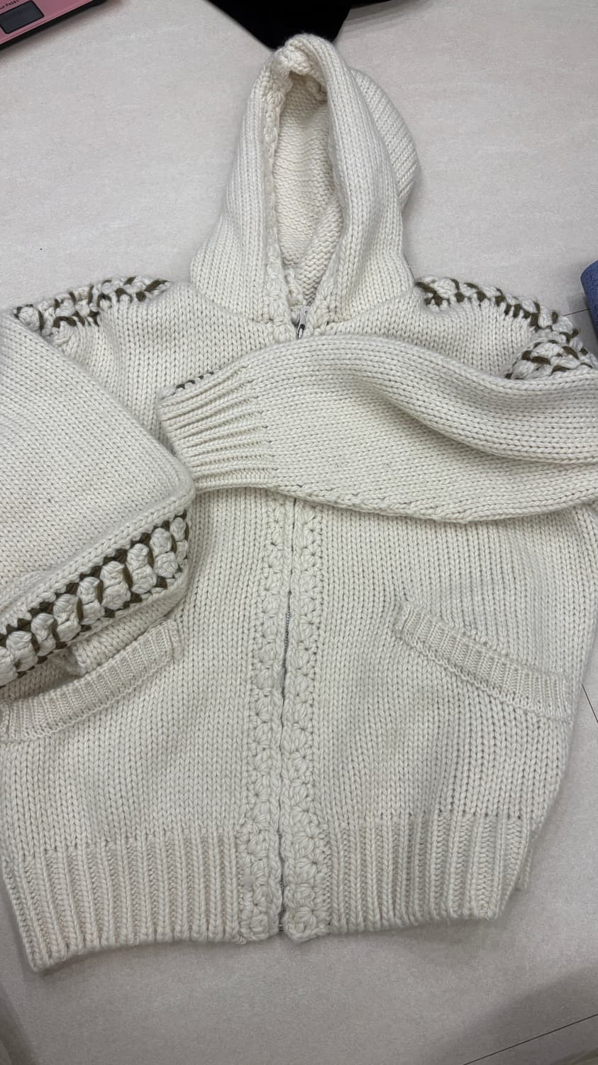 뉴뉴 아이보리 후드집업 (급처) 상품이미지1