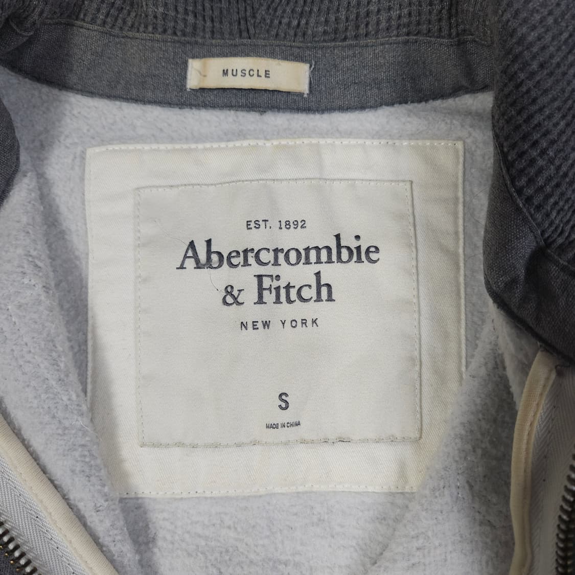 아베크롬비 데미지 후드집업  상품이미지4