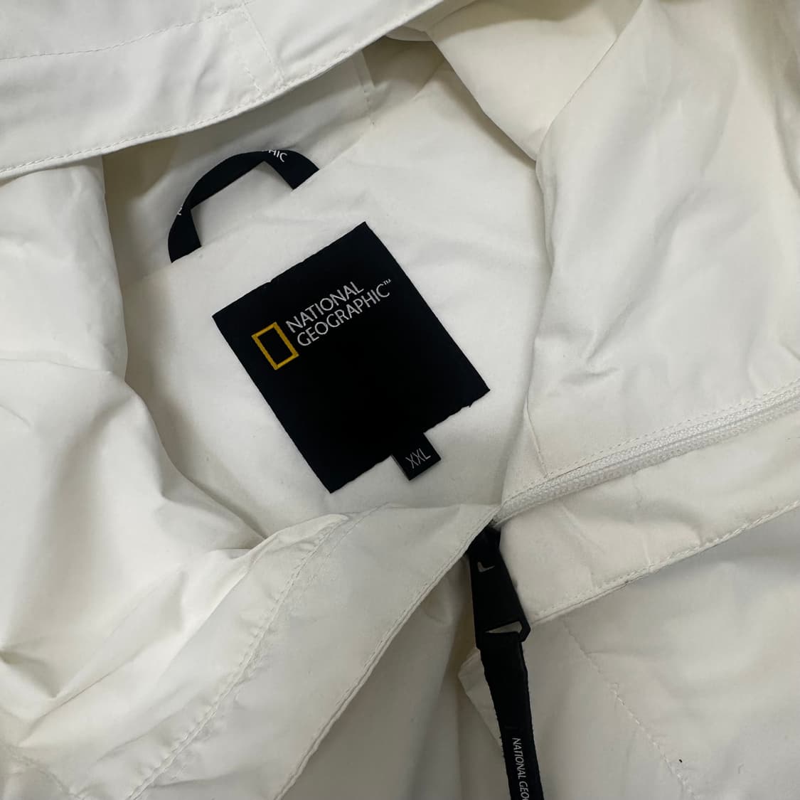 내셔널지오그래픽 바람막이 자켓 화이트 110(2XL) 상품이미지4