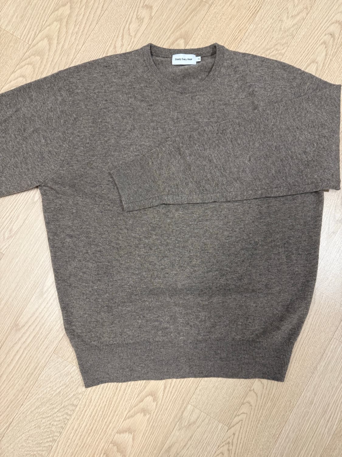 스테디에브리웨어  울 라운드넥 니트 상품이미지3