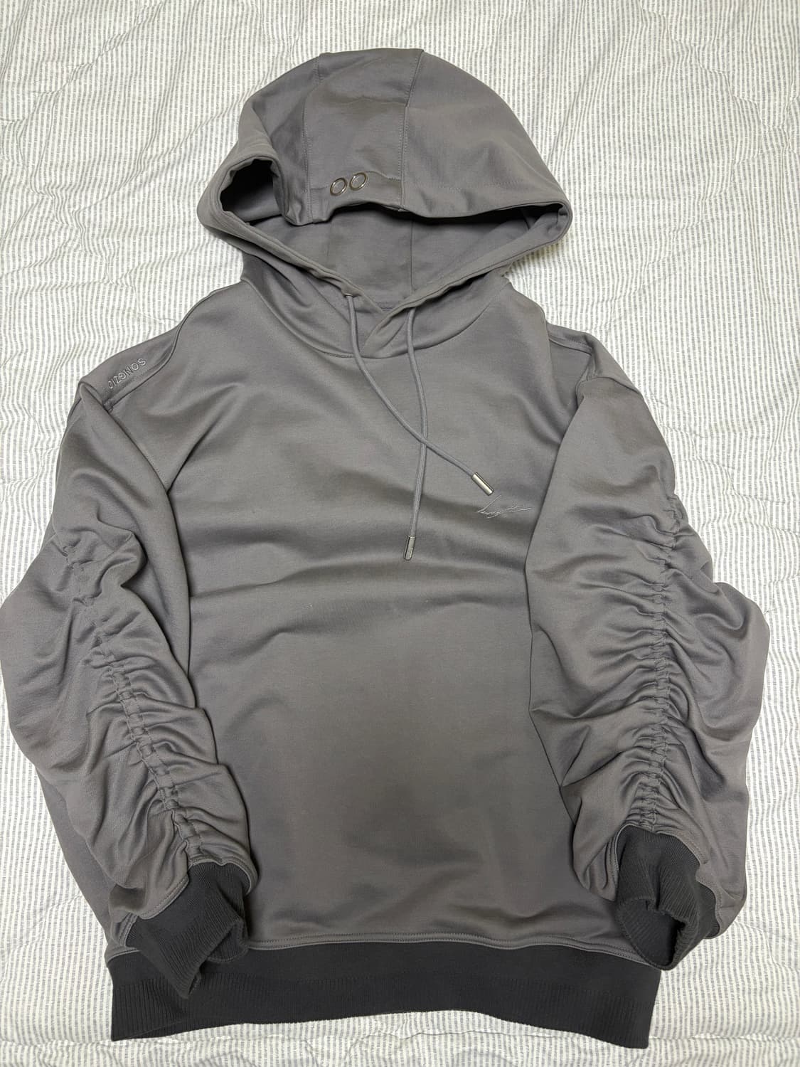 송지오옴므 셔링 후드 상품이미지1