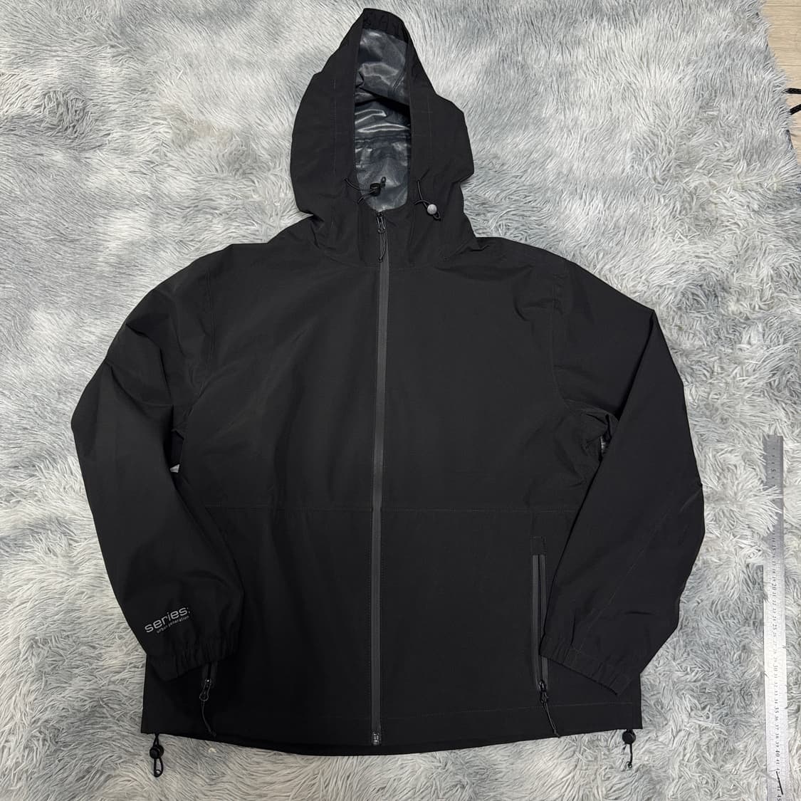  시리즈 경량 바람막이 L사이즈 상품이미지2