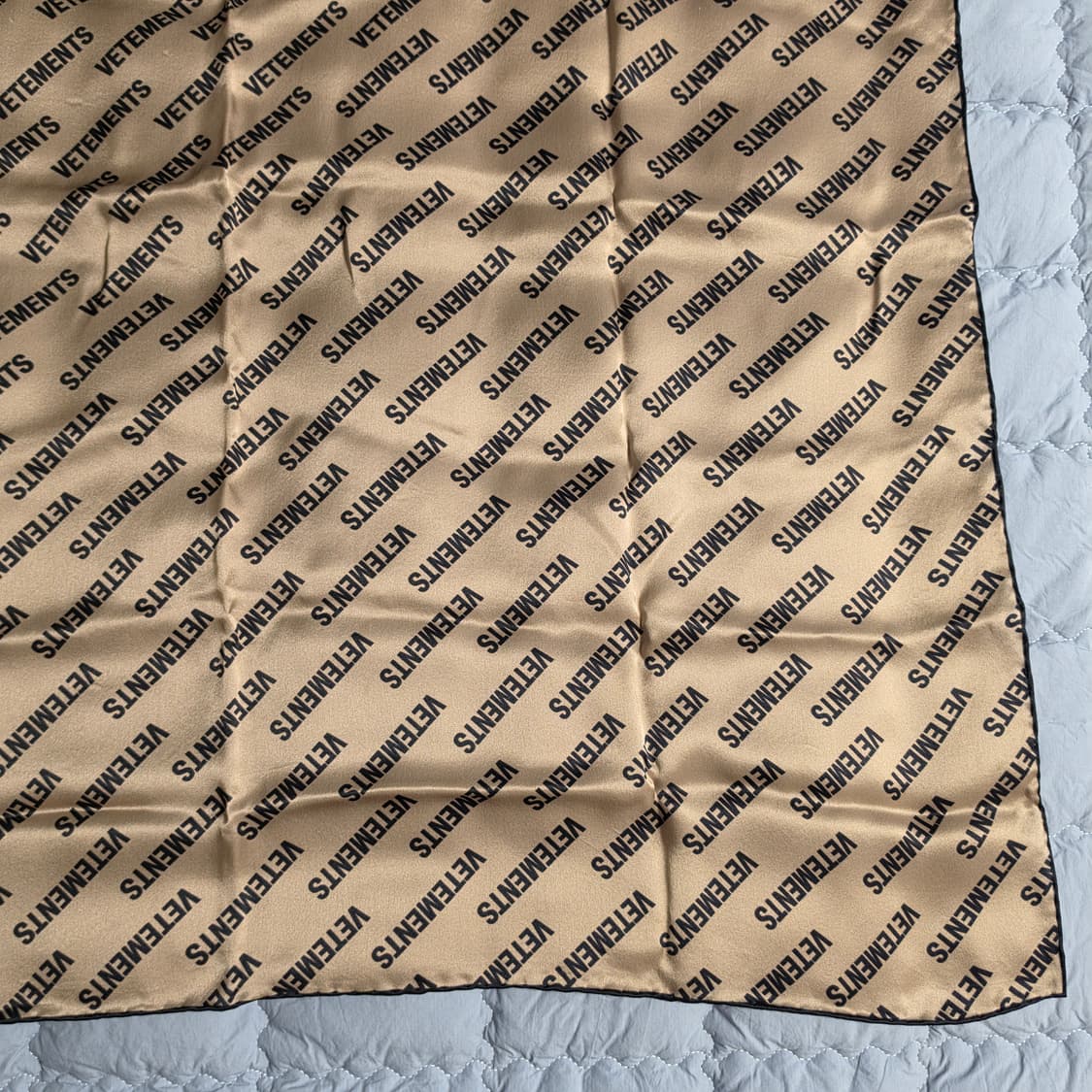 베트멍 모노그램 실크 스카프 상품이미지5