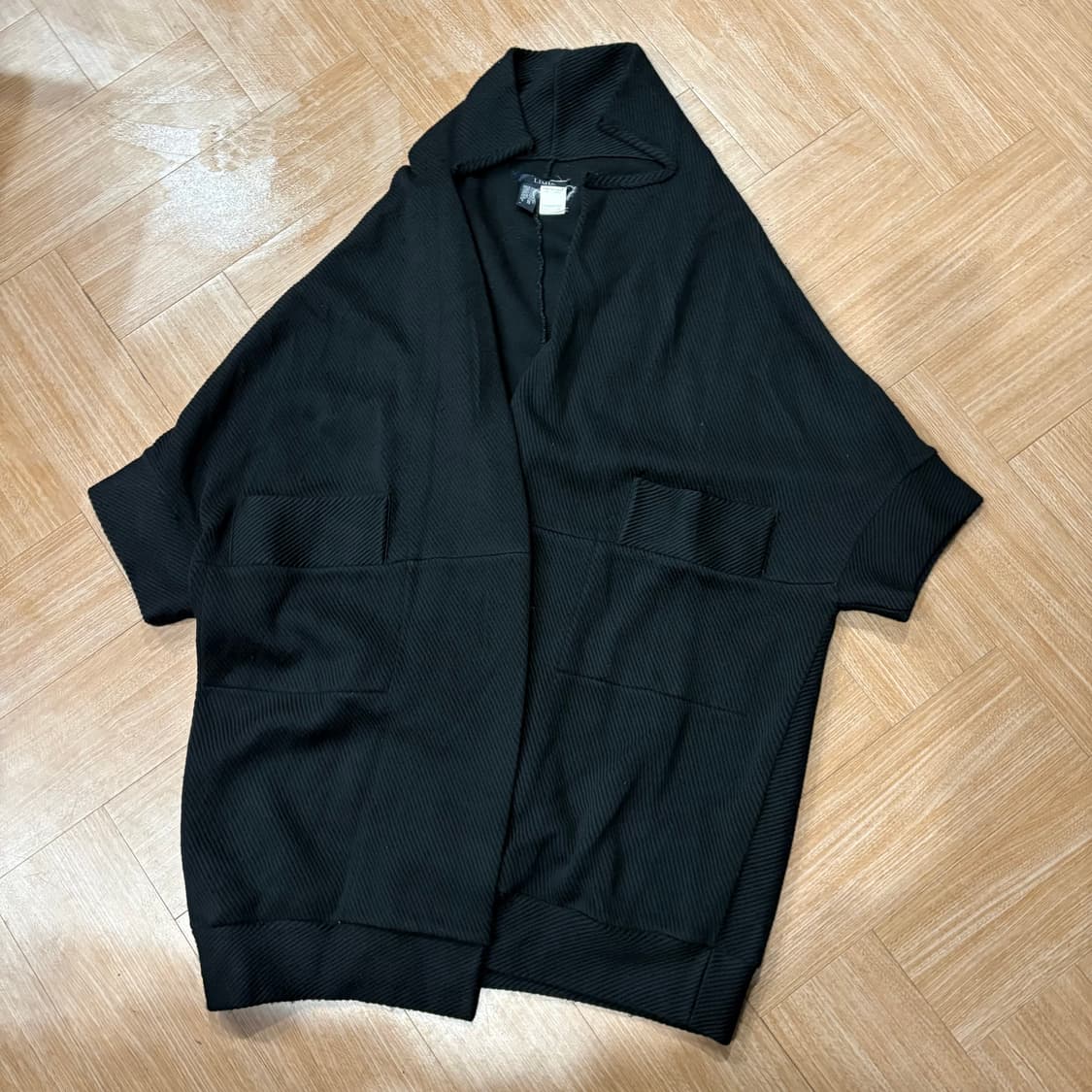 LIMI feu 오버사이즈 블랙 울 숏 슬리브 코트 상품이미지1