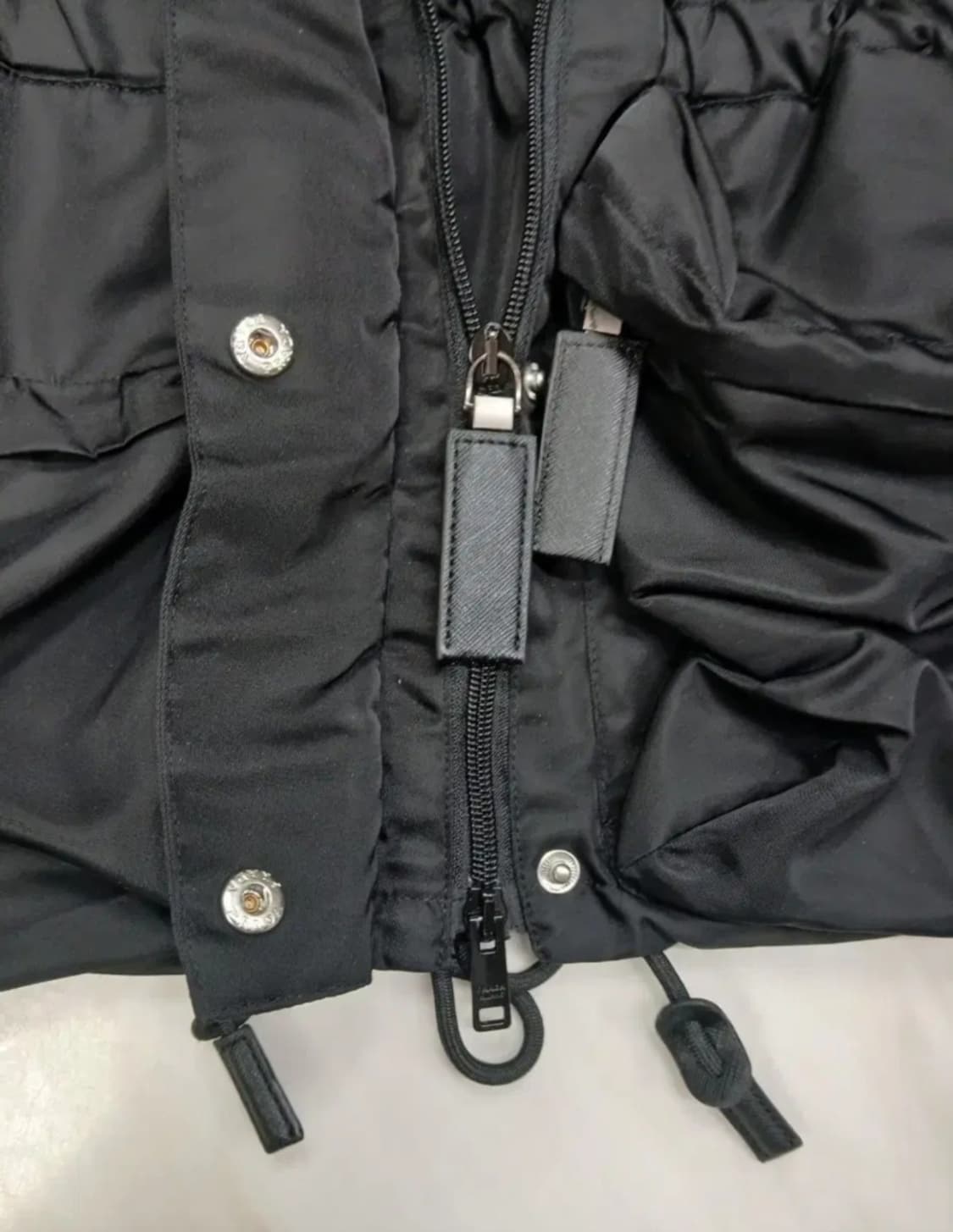 [새상품급] 프라다 여성용 리나일론 후드자켓 L 사이즈  상품이미지7