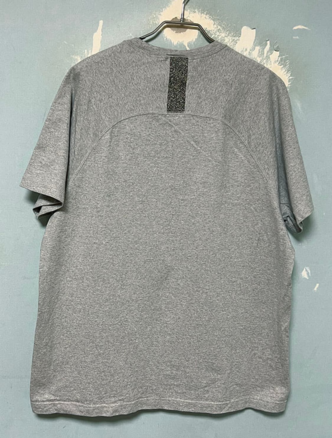 NIKE 나이키 NSW 50 테크 미니 로고 반팔티셔츠 그레이 L 100 상품이미지2