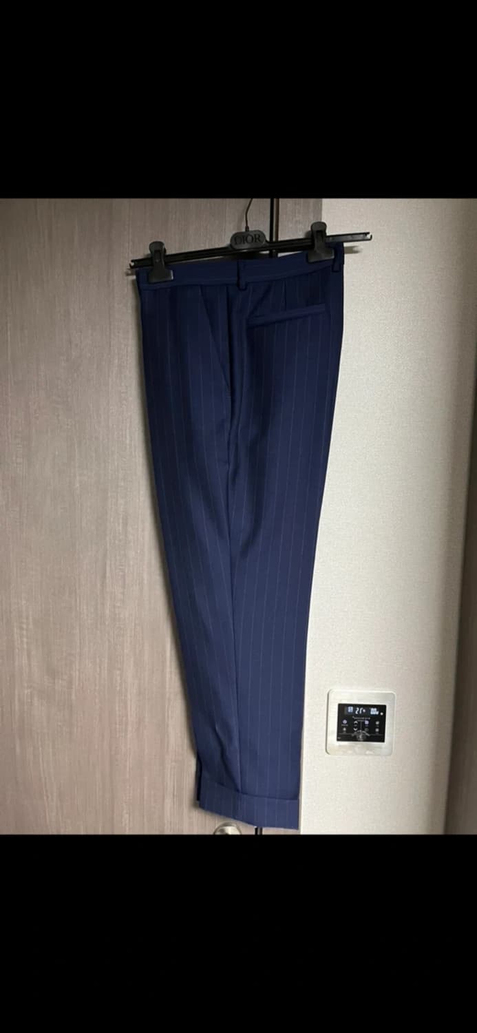 디올 남성 네이비 스트라이프 정장 셋업 상품이미지4