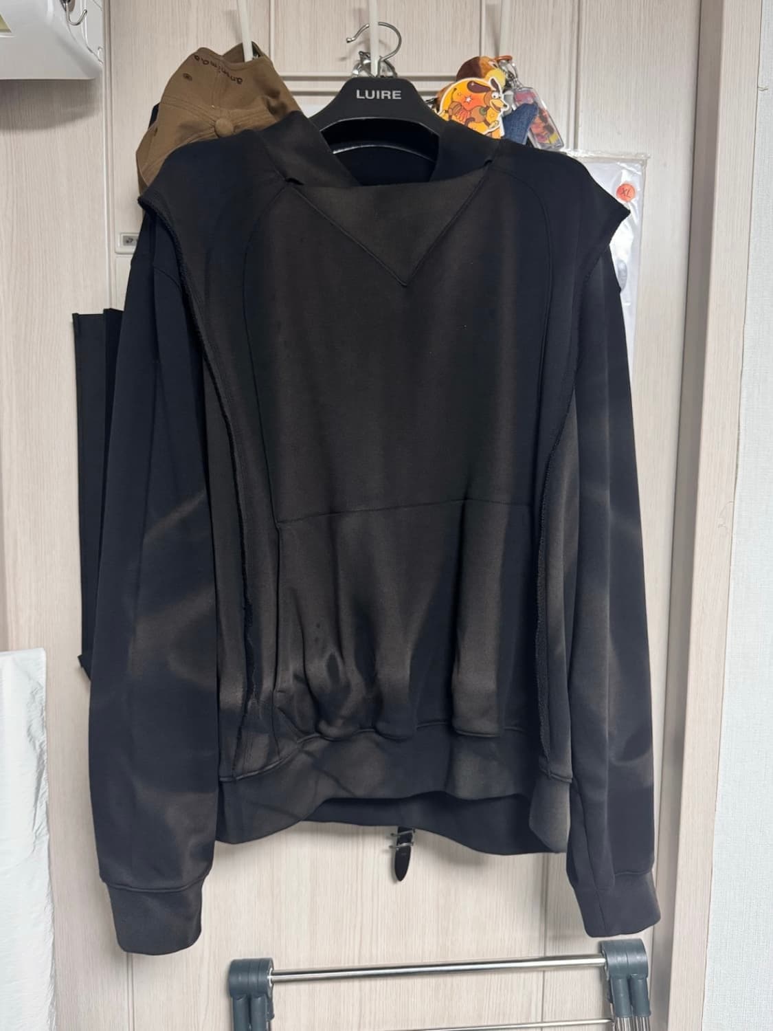 지용킴 맨투맨  상품이미지1