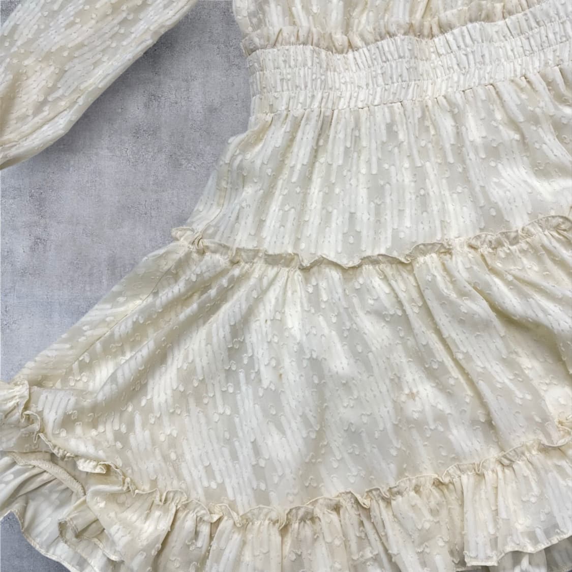 베르니스 크림 보헤미안 프릴 자카드 시스루 미니 원피스 36 상품이미지7