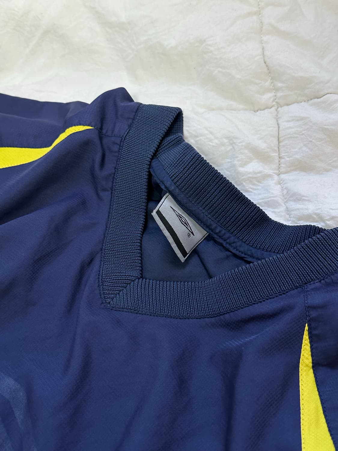 엄브로 빅로고 웜업 라지 상품이미지6