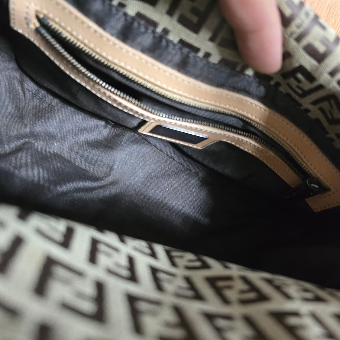 펜디 가방 바게트백 숄더백 상품이미지5