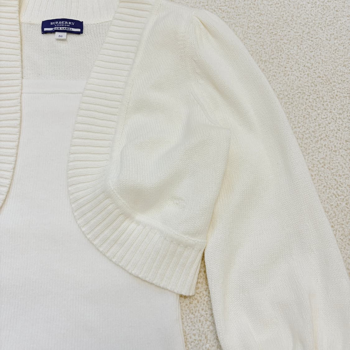 버버리 크롭 볼레로 가디건 상품이미지2