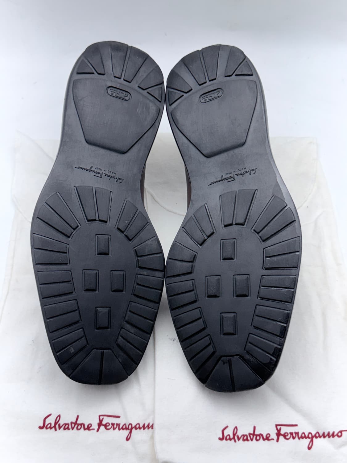 정품)페라가모260 상품이미지10