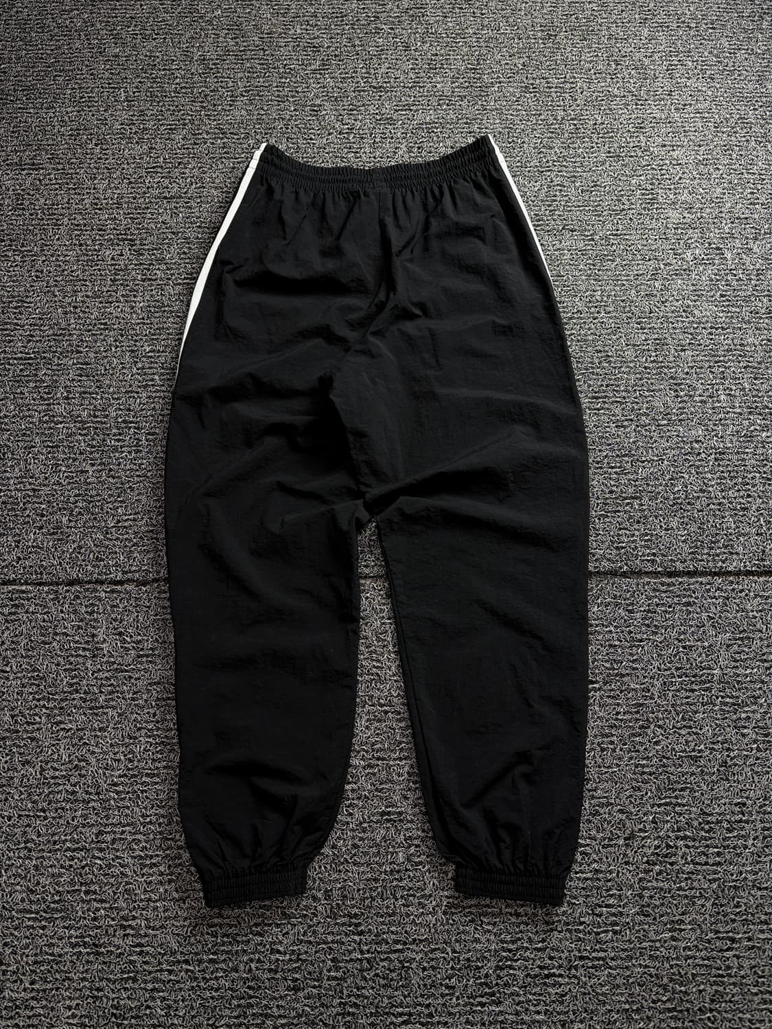 아디다스 트레포일 빅로고 나일론 우븐 트랙팬츠 1587 상품이미지4