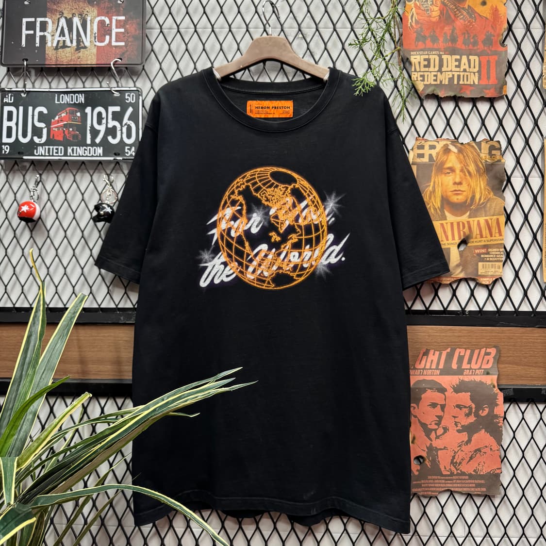 헤론 프레스톤 빈티지 반팔 티셔츠 전면 프린팅 포인트 블랙 상품이미지1