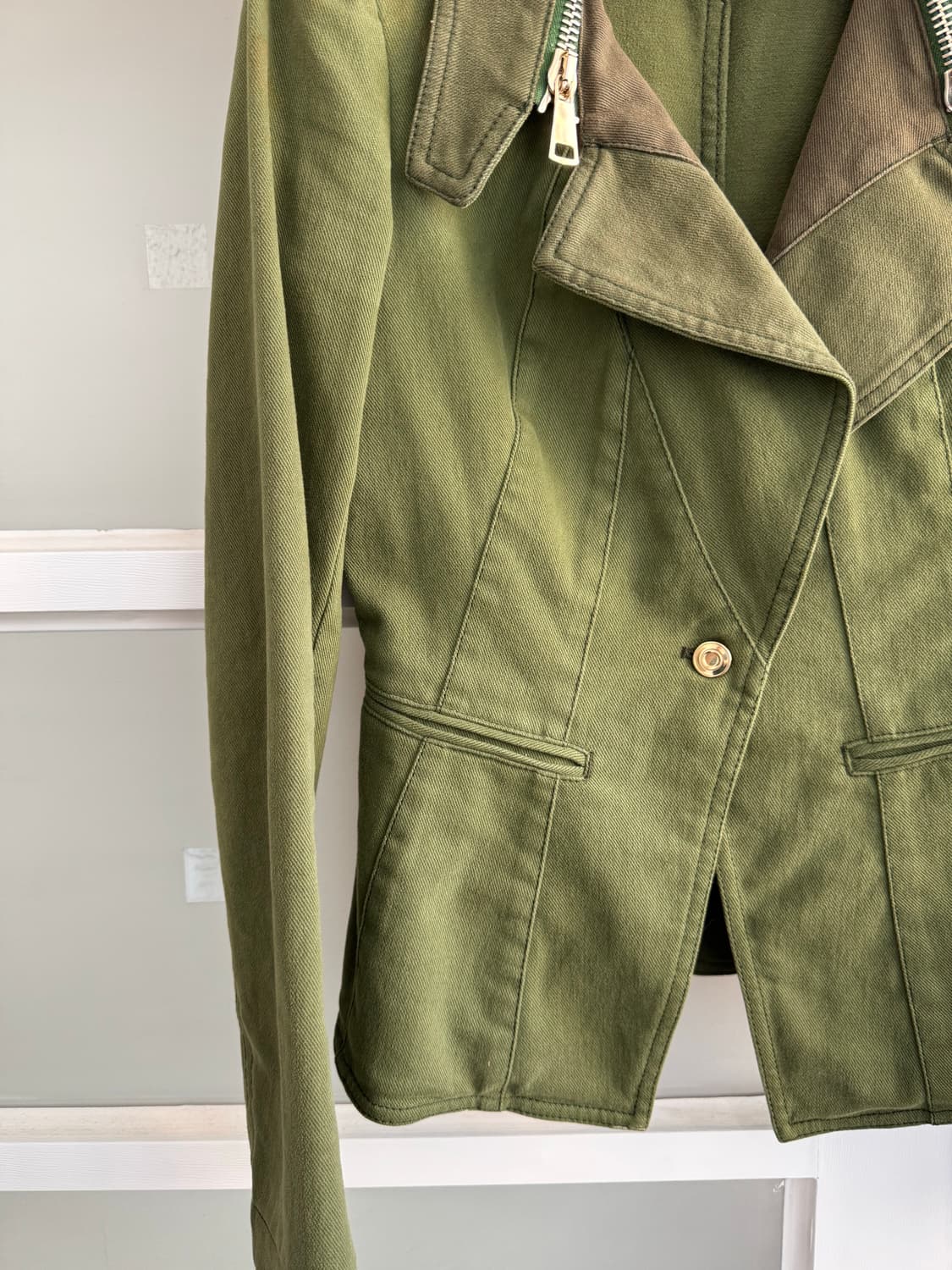 [GIVENCHY] 지방시 올리브색 여성 자켓 40사이즈 상품이미지3