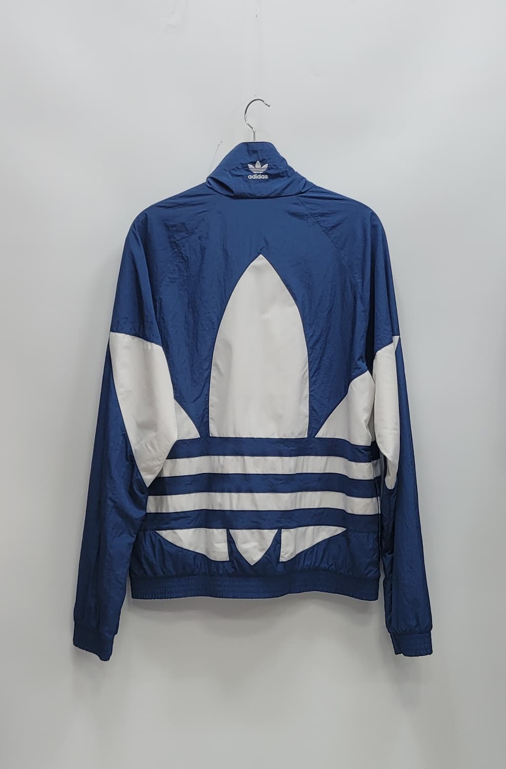 adidas 아디다스 빅 트레포일 트랙탑 바람막이 / 남 L

 상품이미지2