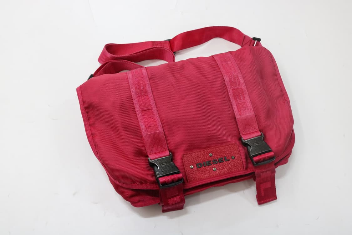 DIESEL 디젤 빈티지 Y2K 로고 스트랩 테크니컬 메신저백 상품이미지3