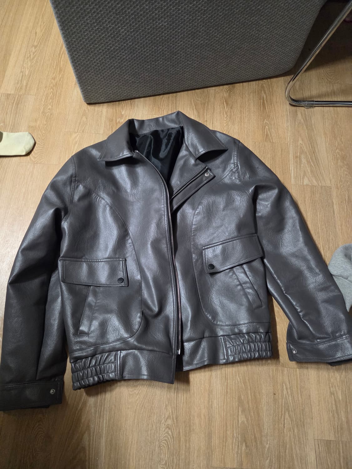 회색 가죽봄버자켓 105 상품이미지1