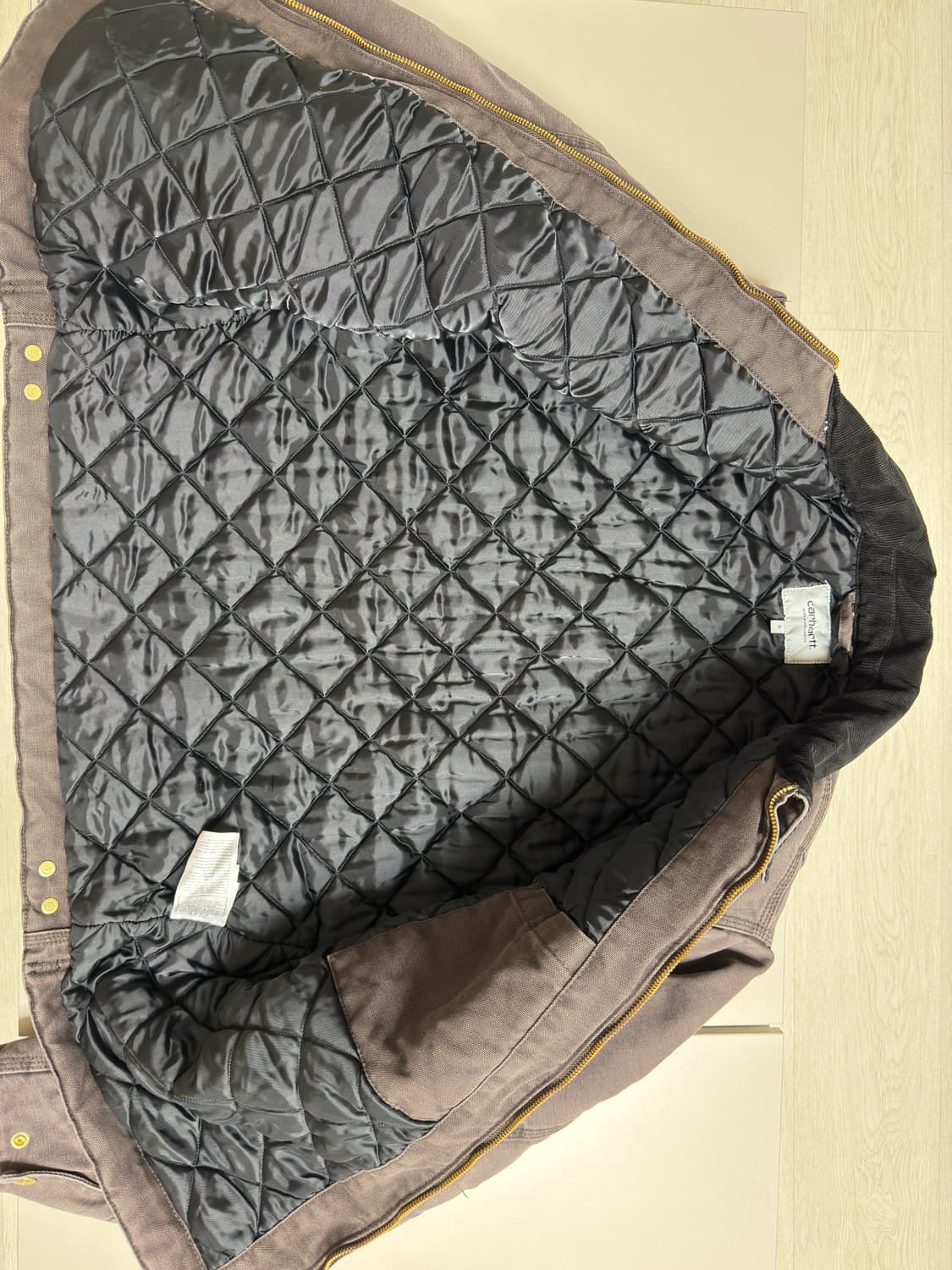 칼하트 WIP OG 디트로이트 자켓 토바코 블랙 상품이미지4