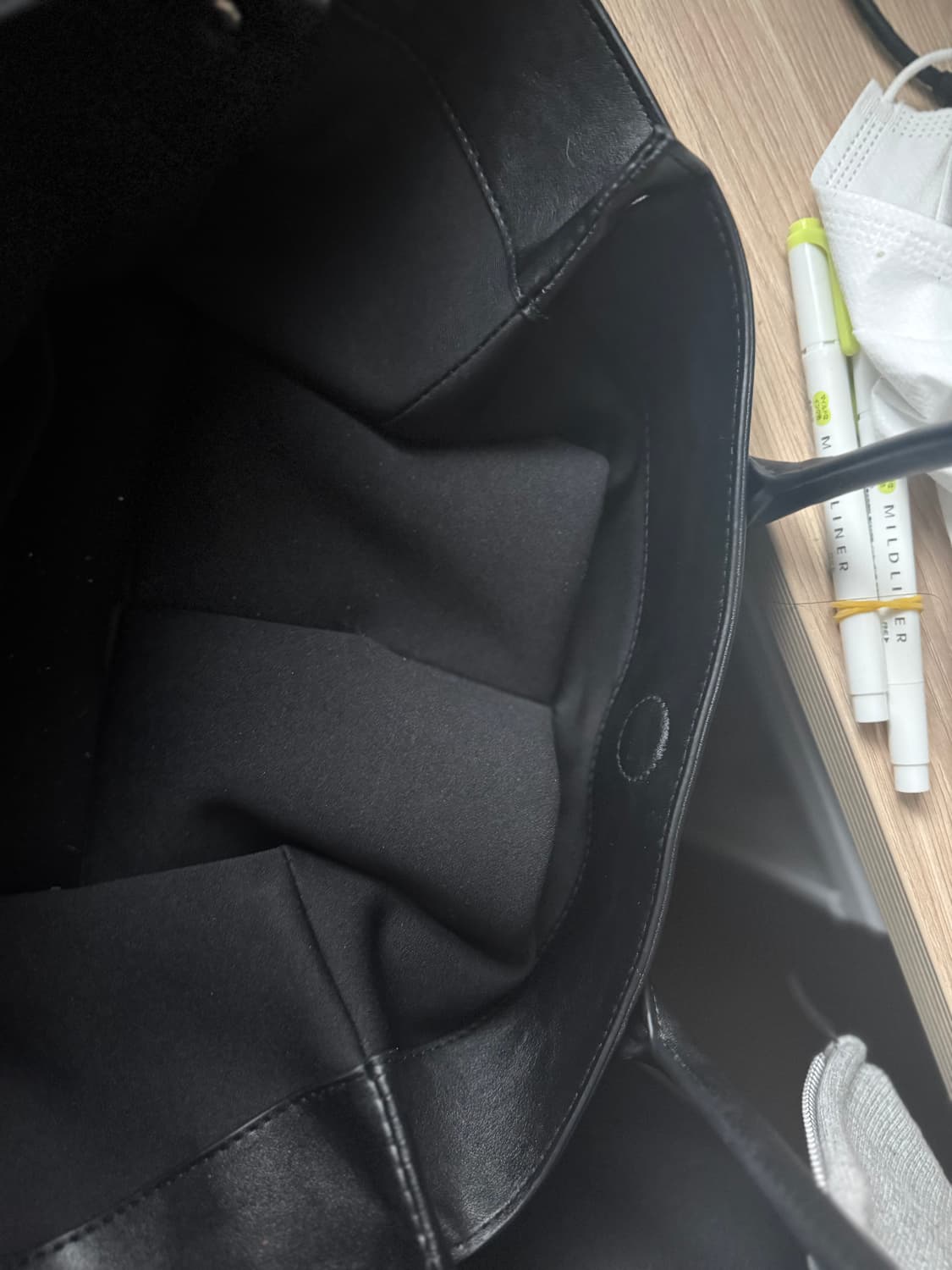 PALEJADE 페일제이드 신상 블랙 토트백 상품이미지4