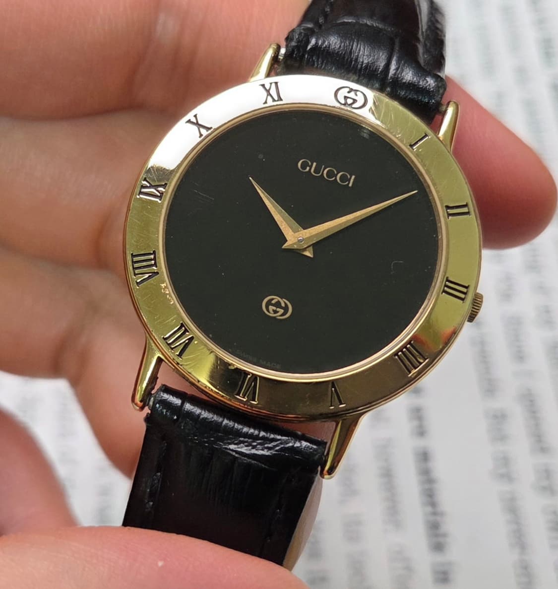 빈티지 구찌 클래식 3000M 오닉스블랙 칼침핸즈 로만베젤 쿼츠 상품이미지2