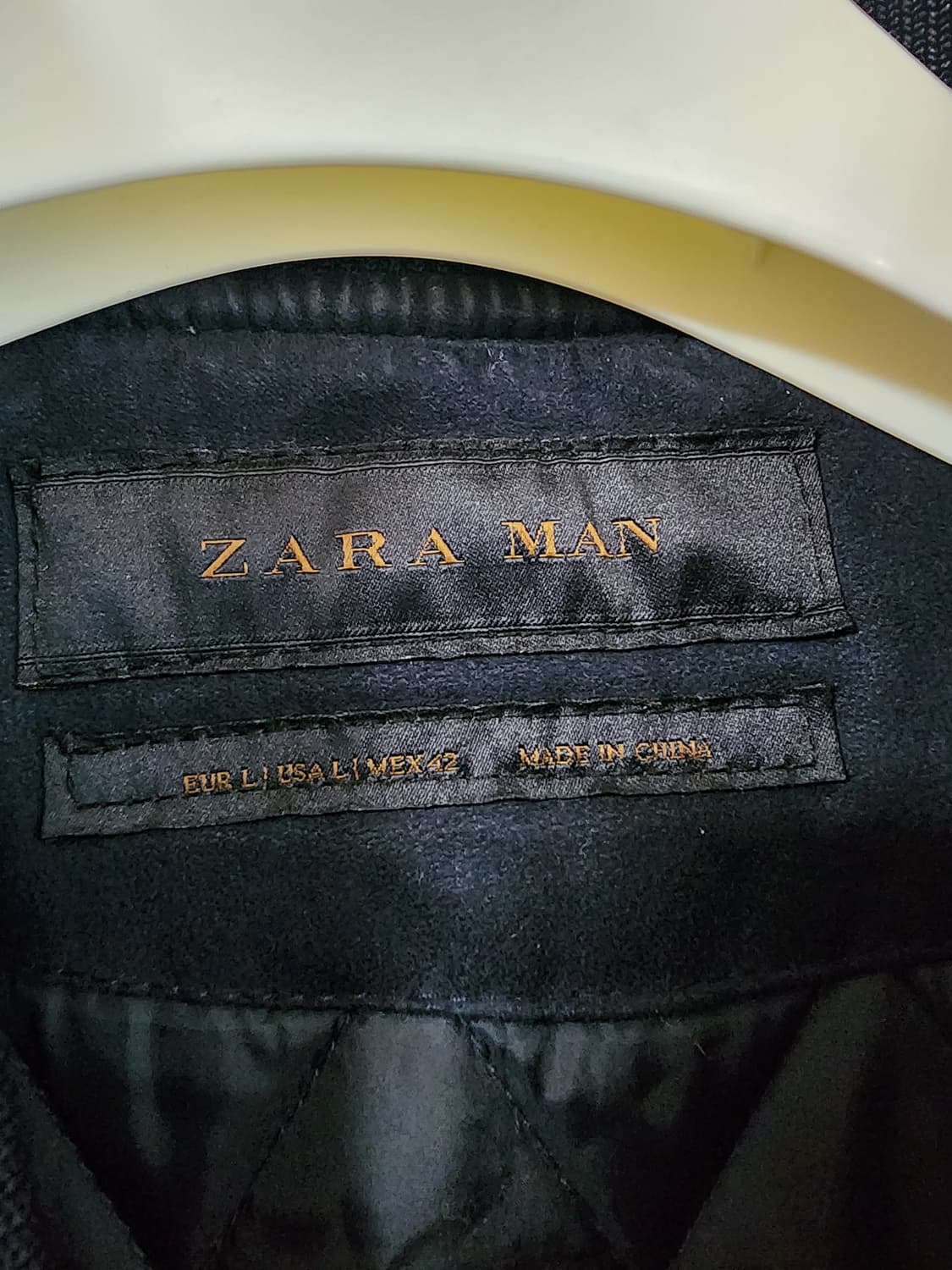 ZARA 자라 누빔 자켓 봄버 스타일 점퍼 US L사이즈(100~105) 상품이미지3