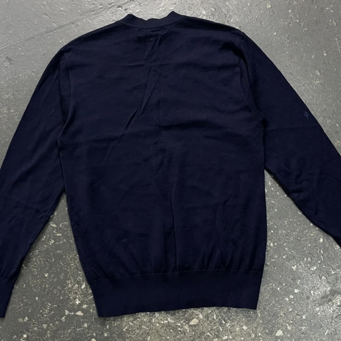 95 입생로랑 브이넥 니트 상품이미지4