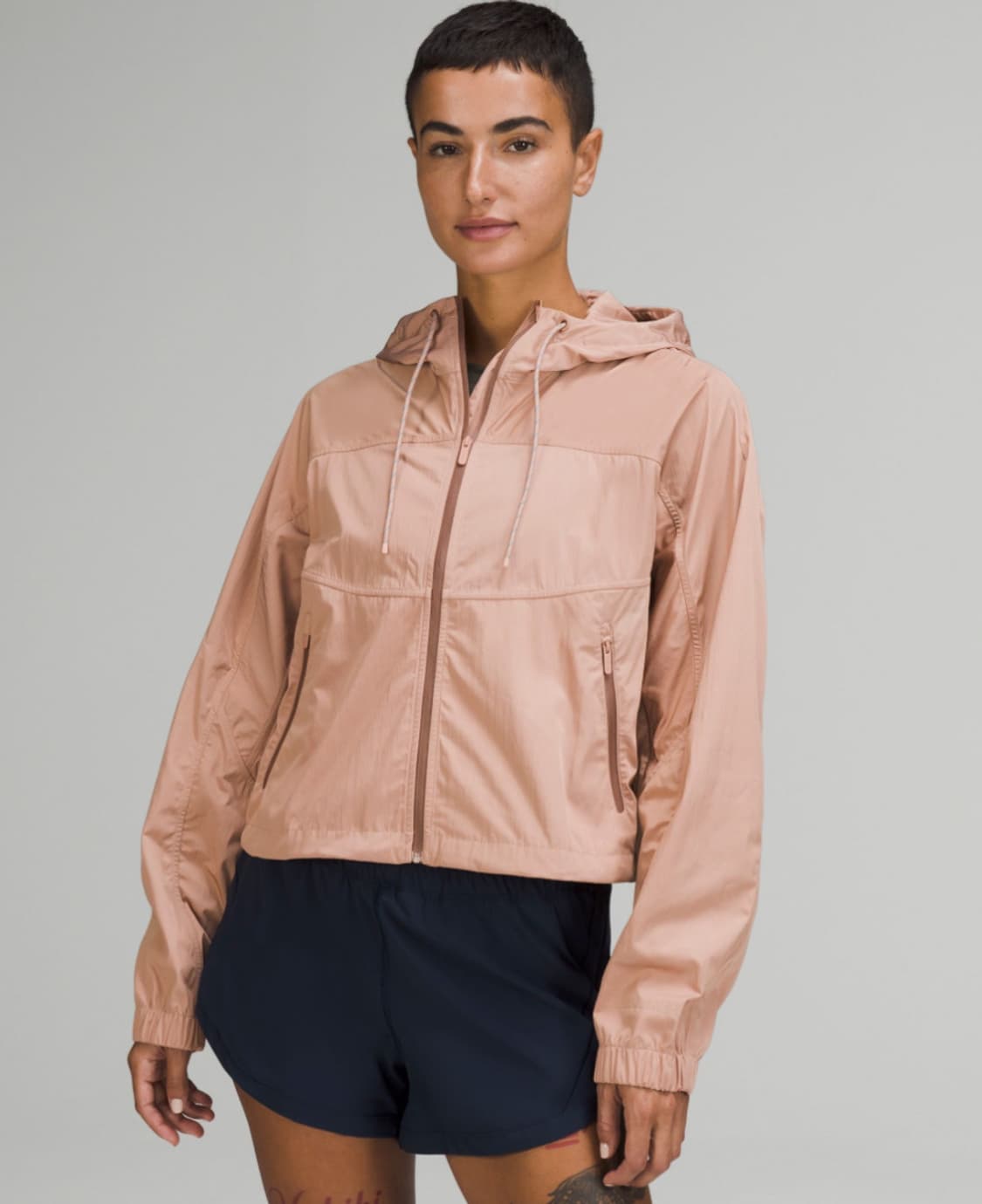 룰루레몬 라이트웨이트 크롭자켓 상품이미지1