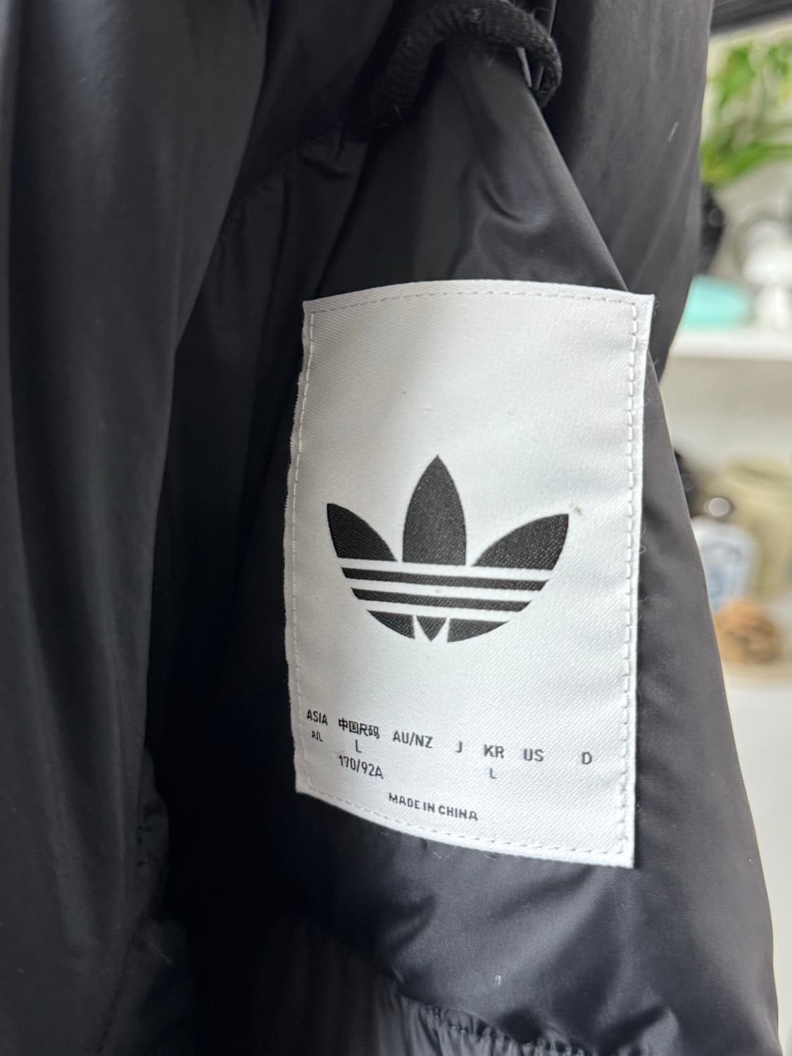 아디다스 퍼퍼 숏패딩 L95 상품이미지5