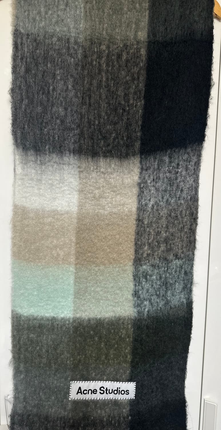 아크네 스튜디오 모헤어울머플러 그레이 남여공용 상품이미지6