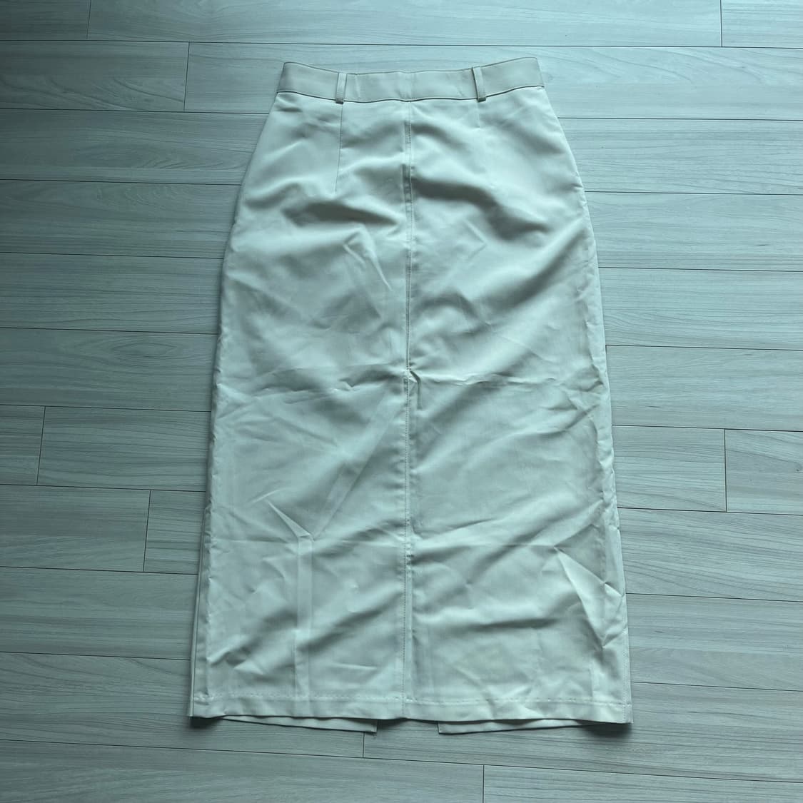 크림색 미디스커트 정장 오피스룩 상품이미지1