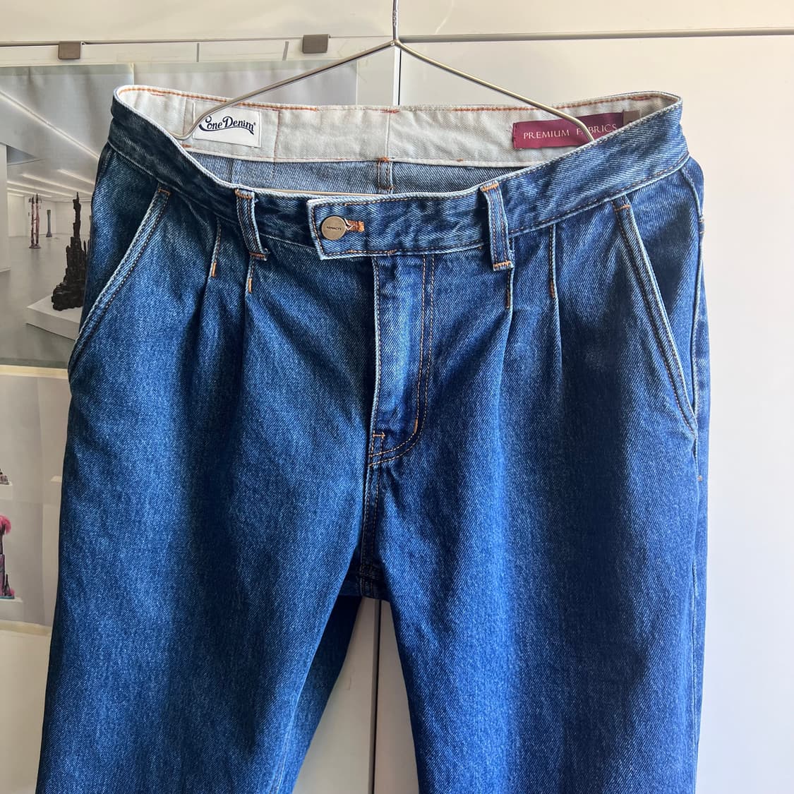 테일러드 투턱 레귤러 데님 2사이즈 중청 상품이미지2