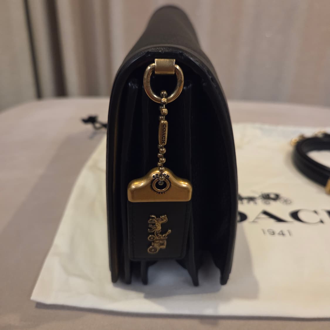 코치 라일리 크로스바디 상품이미지5