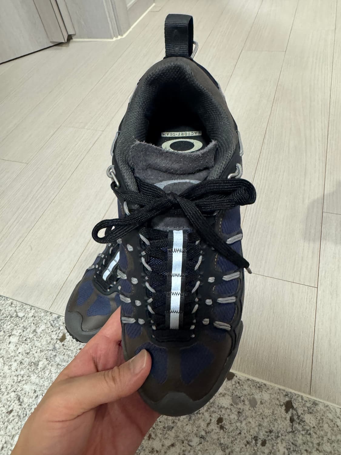 오클리 팩토리팀 x 브레인 데드 245mm 상품이미지2