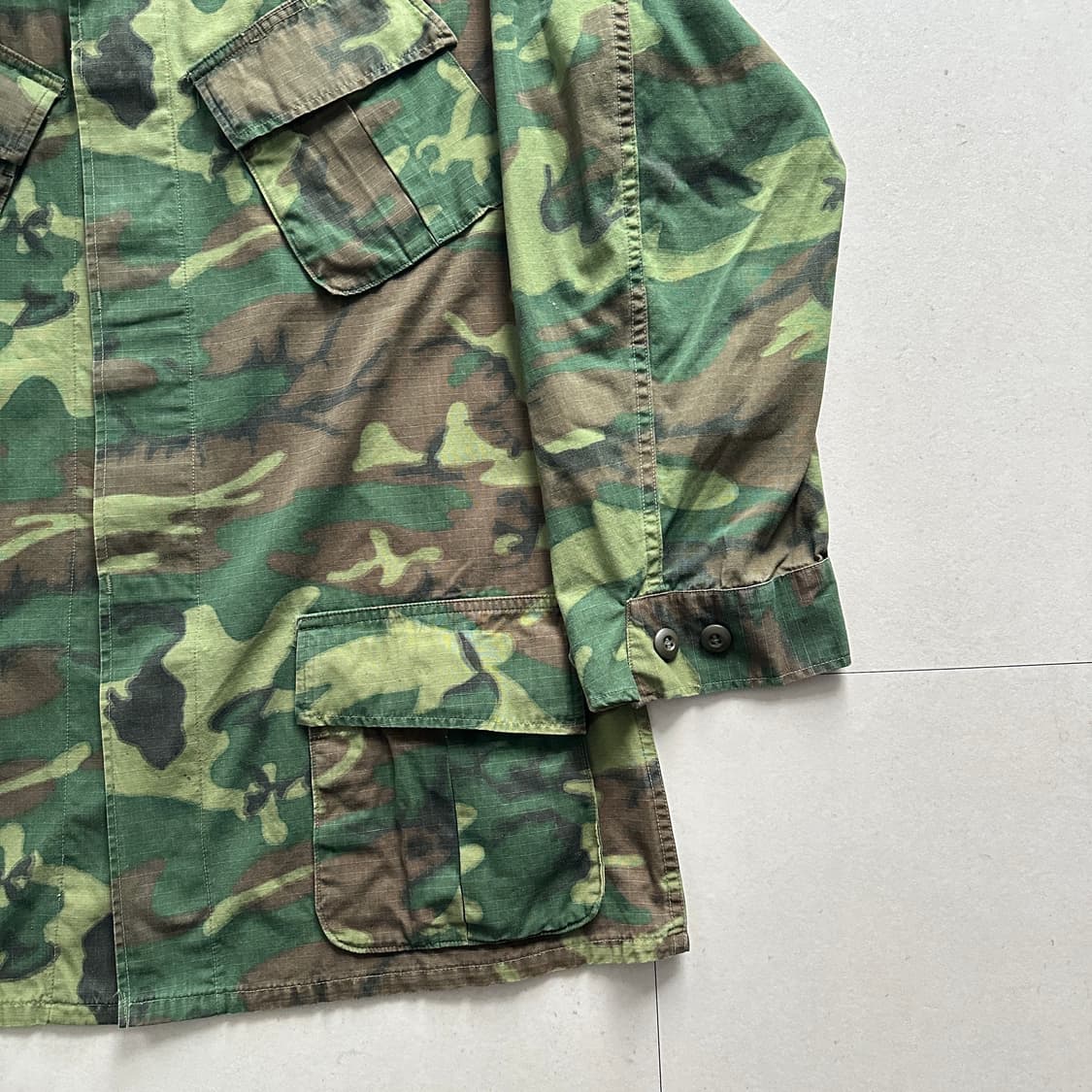 60s 미군 오리지널 베트남전 ERDL 패턴 정글 퍼티그 자켓 미디움 롱 상품이미지3
