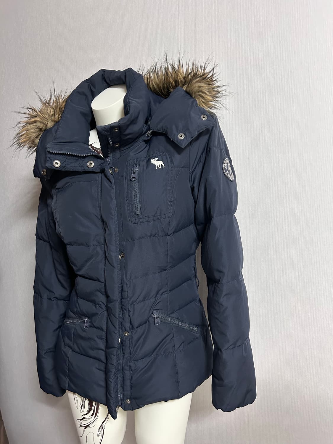 Abercrombie y2k navy fur padding 상품이미지6