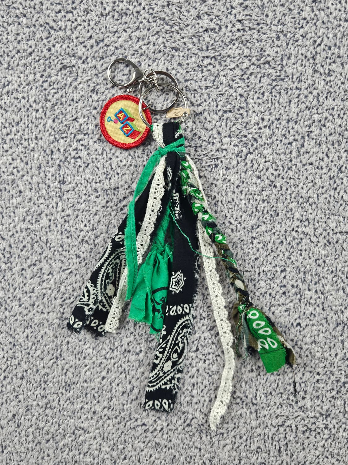 핸드메이드 커스텀 패치 반다나 카라비너 키링 / 10675 상품이미지1