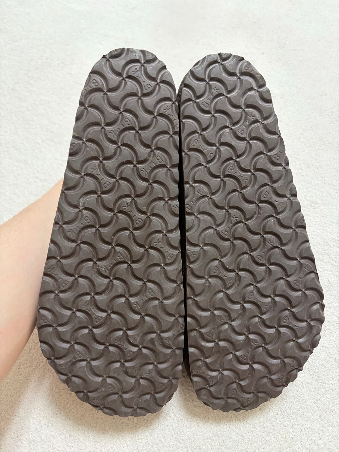 [270] 버켄스탁 마인(MAINE) 스웨이드 샌들 슈즈 (브라운) 단품 상품이미지2