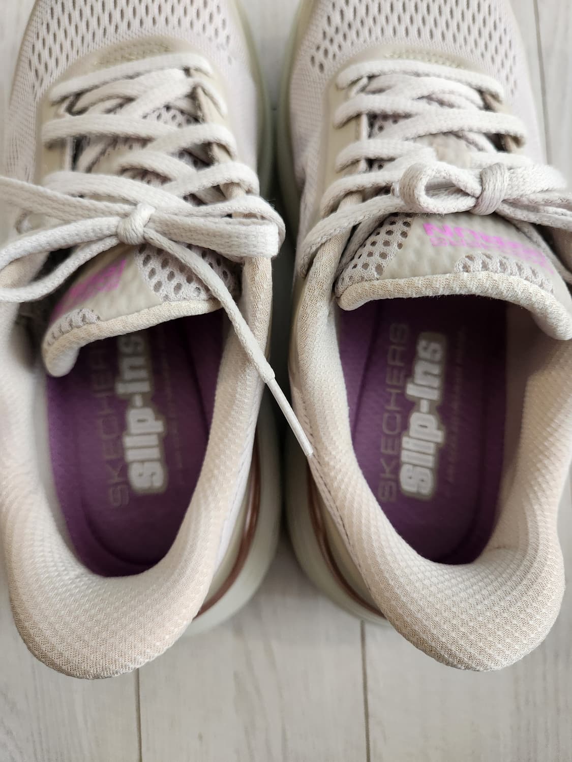 스케쳐스 여성 맥스쿠셔닝 서스펜션 슬립인스 (129258) 사이즈235
 상품이미지5