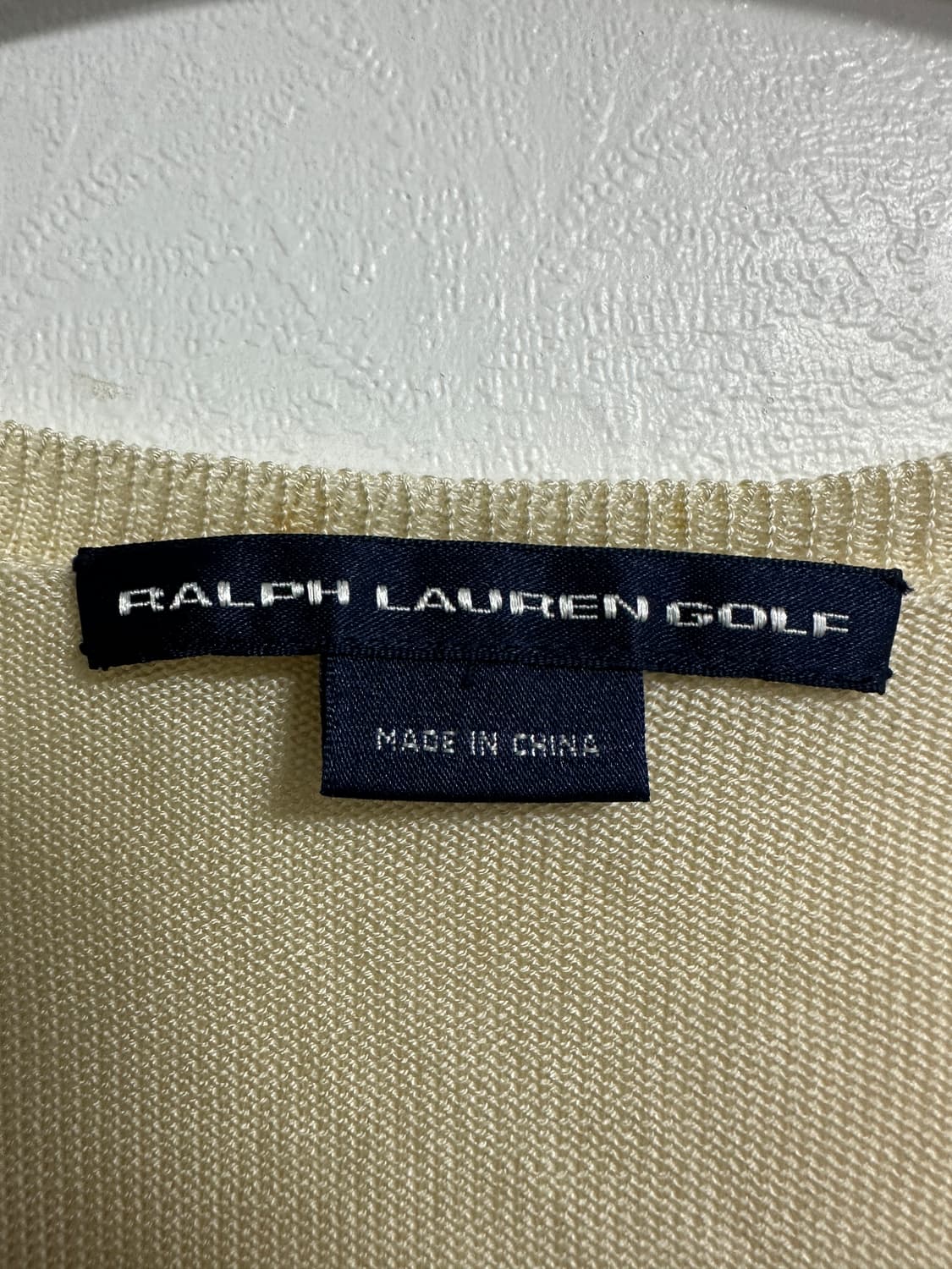 폴로 브이넥 반팔 니트 상품이미지3