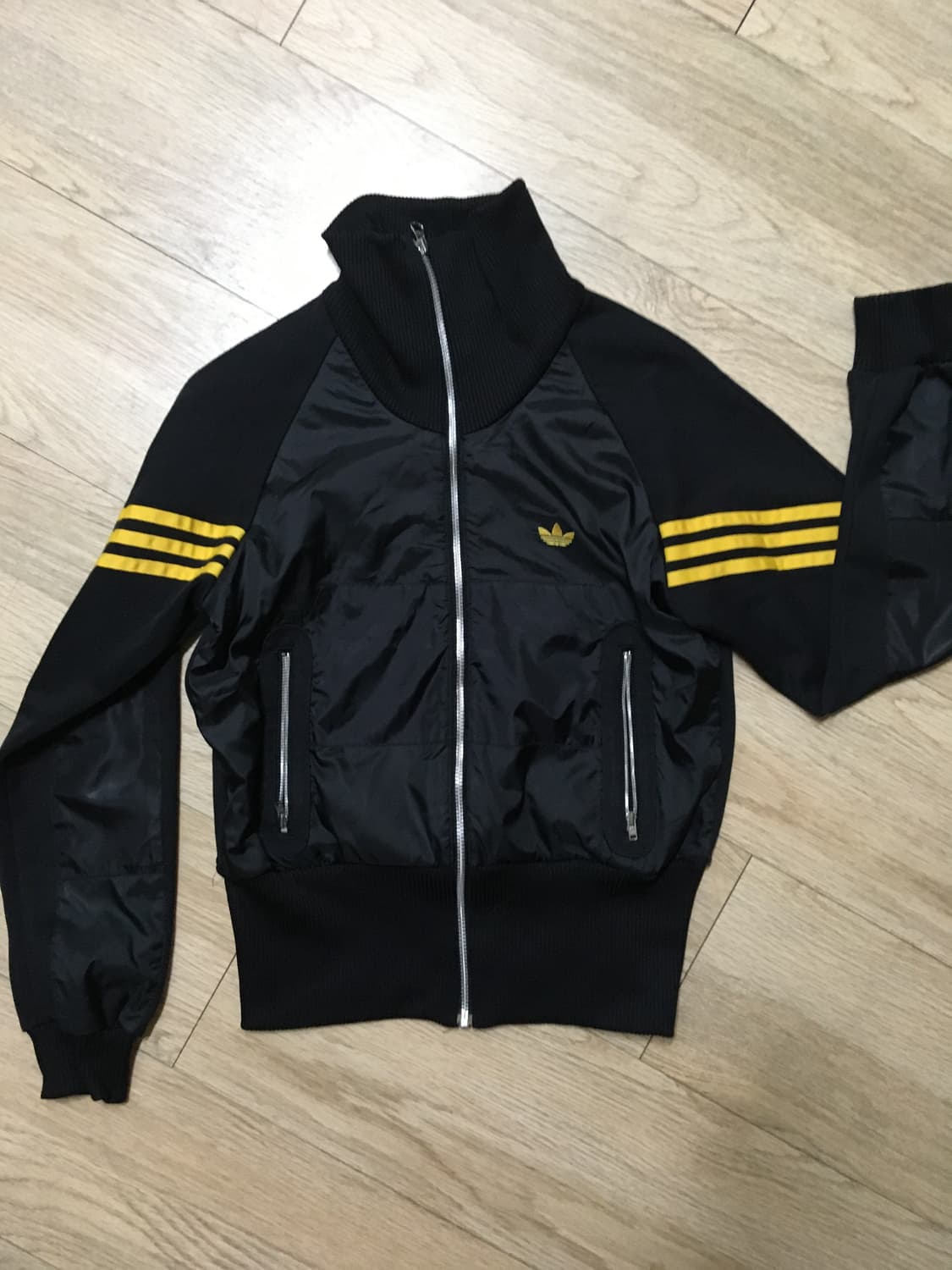 아디다스 여성 져지 블랙/옐로우 85 상품이미지1