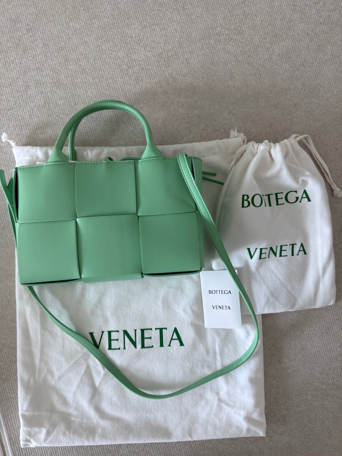 보테가베네타 미니 아르코 토트백 상품이미지3