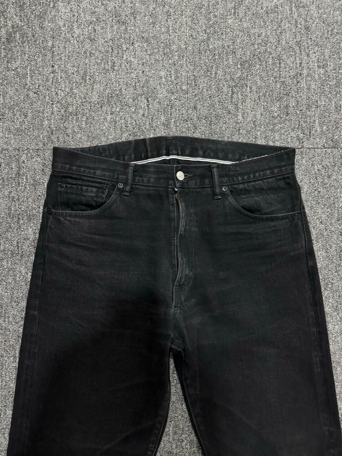Visvim FLUXUS 비즈빔 소셜 스컬프쳐 블랙 데님 CMYK 상품이미지4