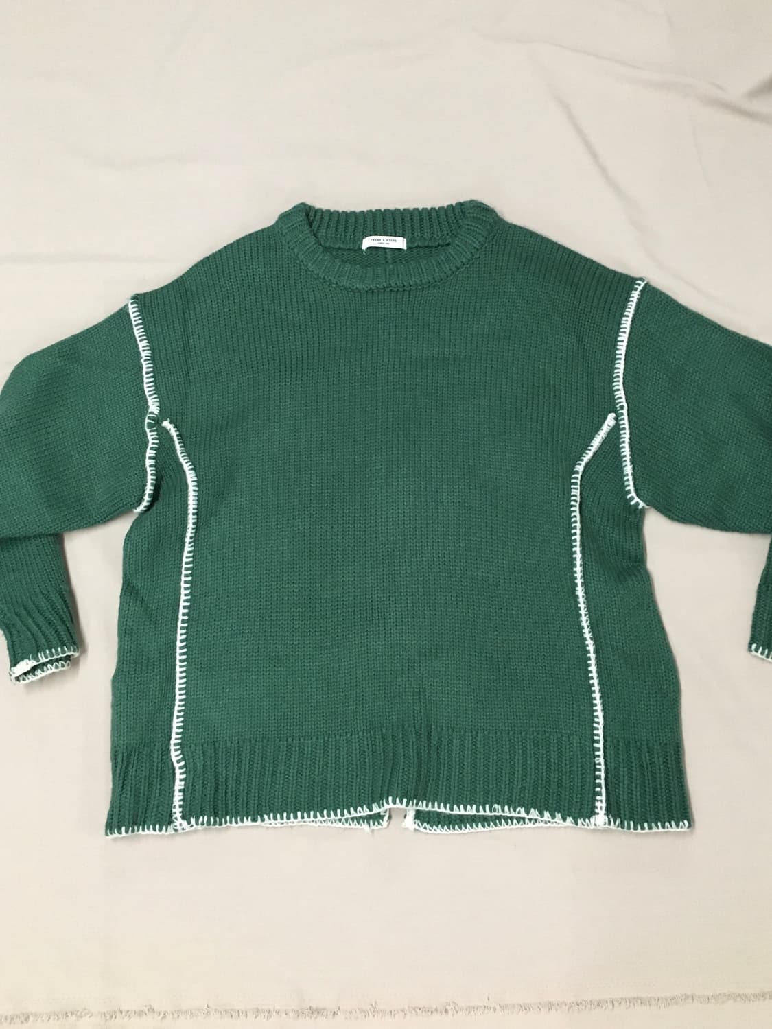 급처! 프릭스스토어 스티치 니트 상품이미지1