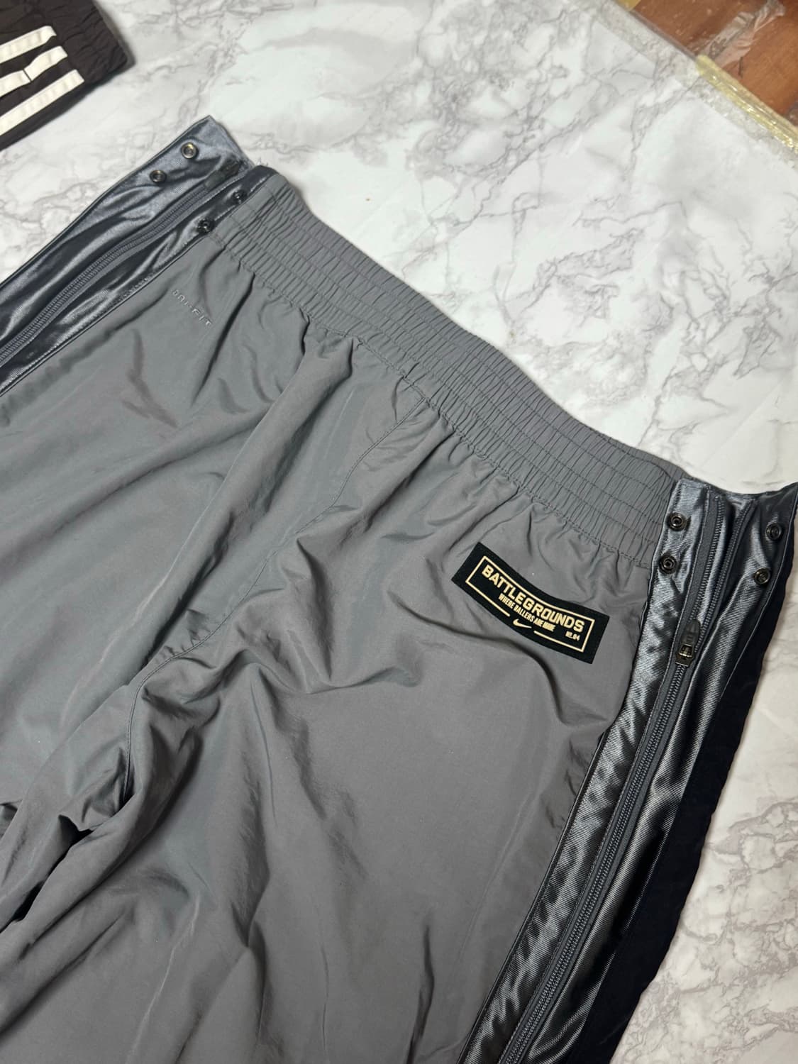 나이키 사이드라인 트랙팬츠 바람막이 와이드 바지 상품이미지3