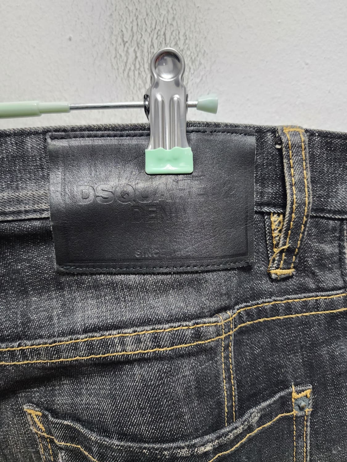 디스퀘어드2 바이커진 흑청바지  상품이미지3