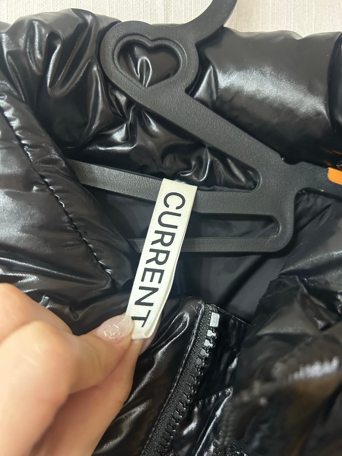 커렌트 숏패딩 유광 상품이미지3