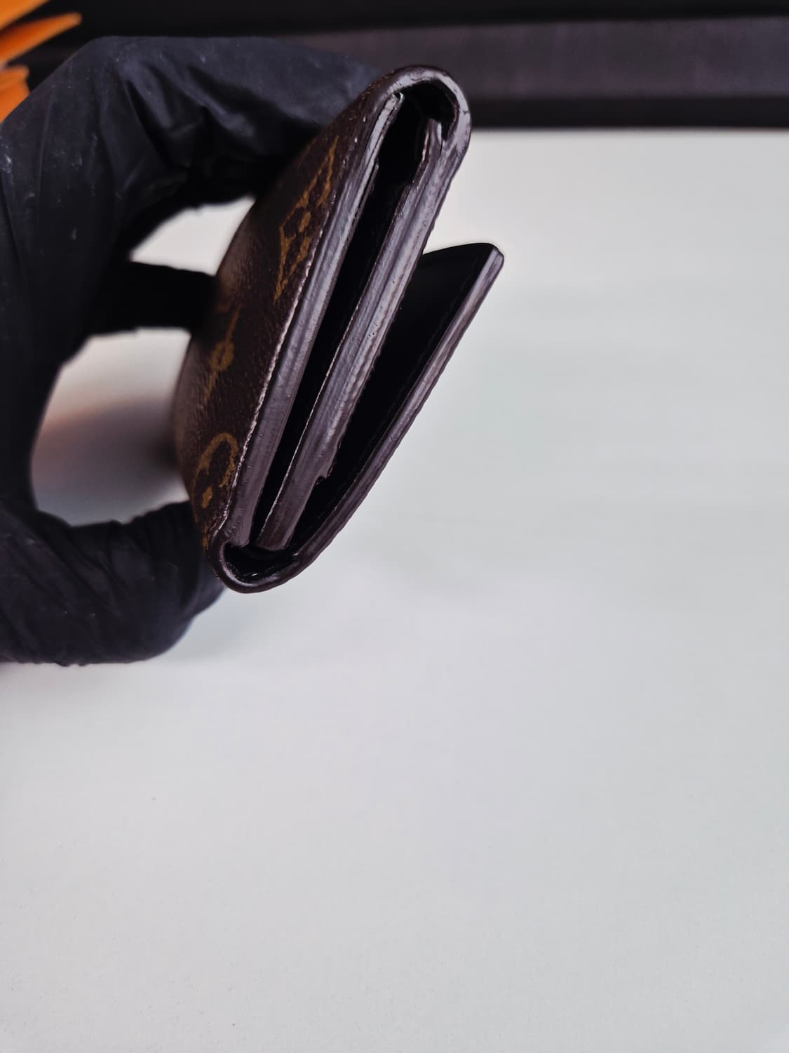 루이비통 마이크로 월릿 카드지갑  상품이미지4