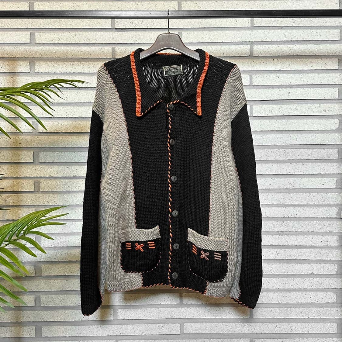 JPN VINTAGE 니트 가디건 카라넥 투포켓 스티치 디테일 블랙 상품이미지2